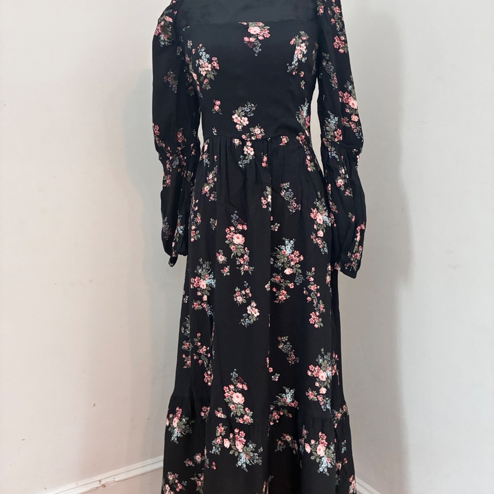 Mica Dress - Picture 2 of 14